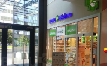 Lékárny o státní svátek