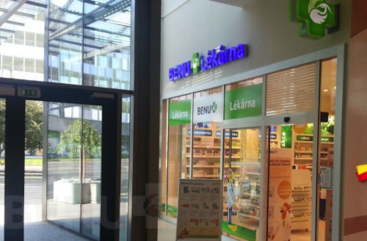 Lékárny o státní svátek