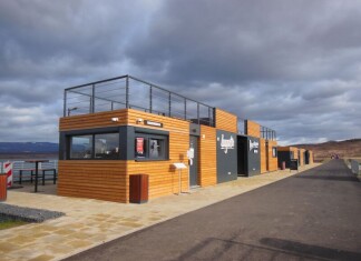 Most odkupuje pozemky u jezera, zatím ale jen u stánků s kafem