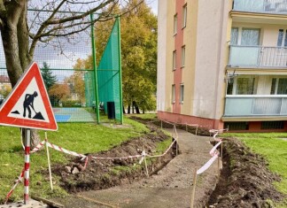 Obnova chodníku v ulici Valdštejnská