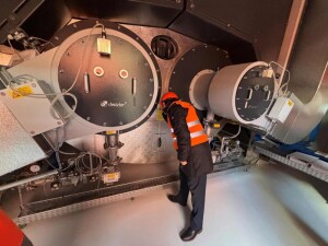 Horaky plynoveho kotle zaujaly i klastereckeho starostu Stefana Drozda