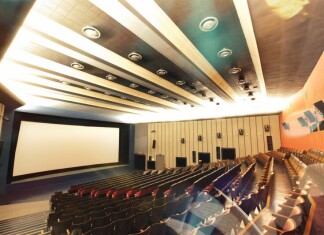 Mostecké kino Kosmos bude komfortnější s kioskem