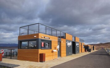 Most odkupuje pozemky u jezera, zatím ale jen u stánků s kafem