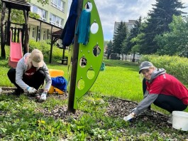 Dobrovolníci z Orlen Unipetrol pomáhali v litvínovských mateřinkách