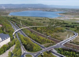 Město Most a jezero Most propojí odvážný visutý most